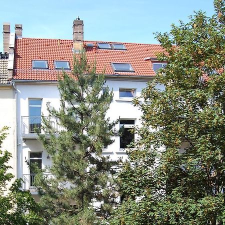 Schoener Wohnen Im Denkmal - Grosszuegig Geschnitten, Kostenfreies Wlan Leipzig Exterior photo